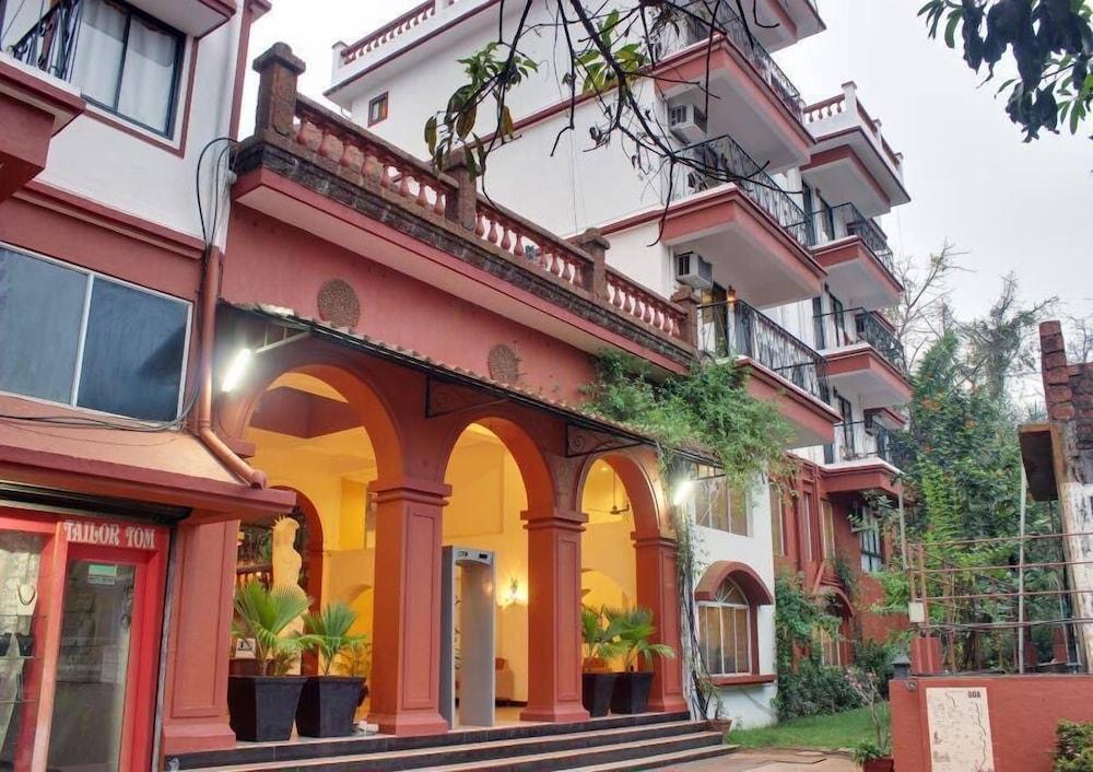 Pride Sun Village Resort & Spa Baga Exterior foto