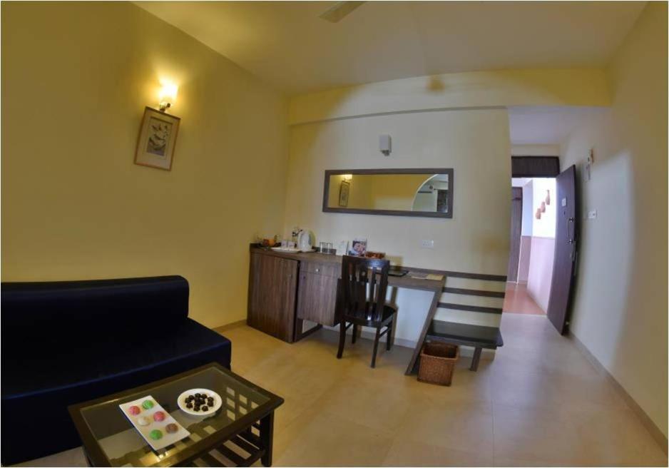 Pride Sun Village Resort & Spa Baga Exterior foto